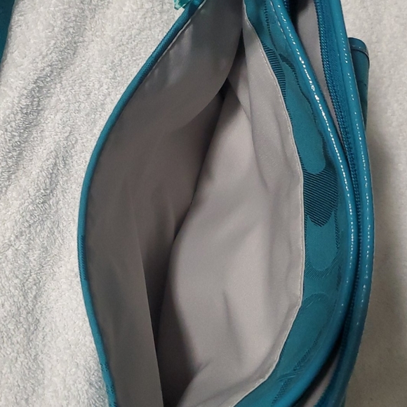 Coach Body Bag - Picture 5 of 11